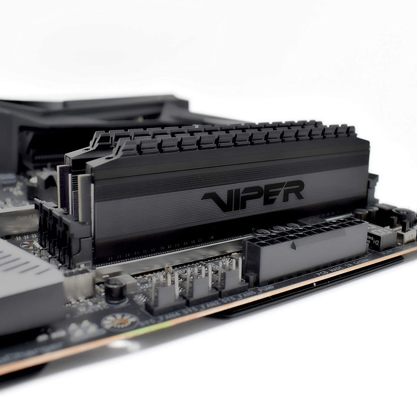 Patriot Viper 4 Blackout Series DDR4 16GB (2 x 8GB) 4266MHz Memory Kit
